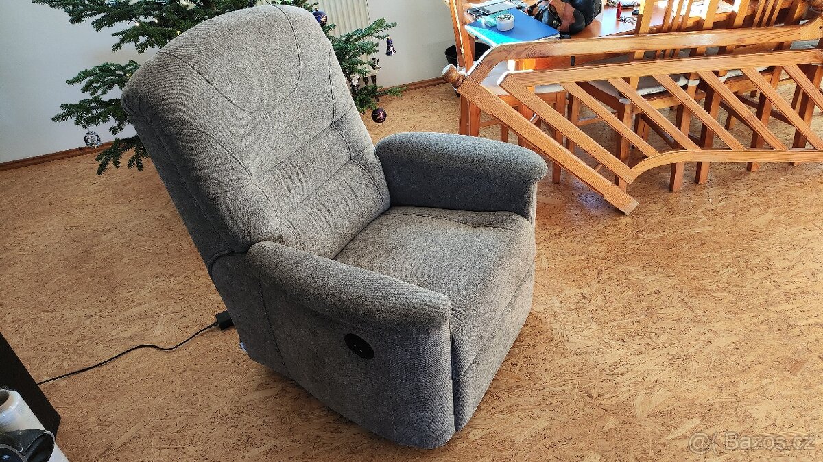 Polohovací elektrické křeslo - 5