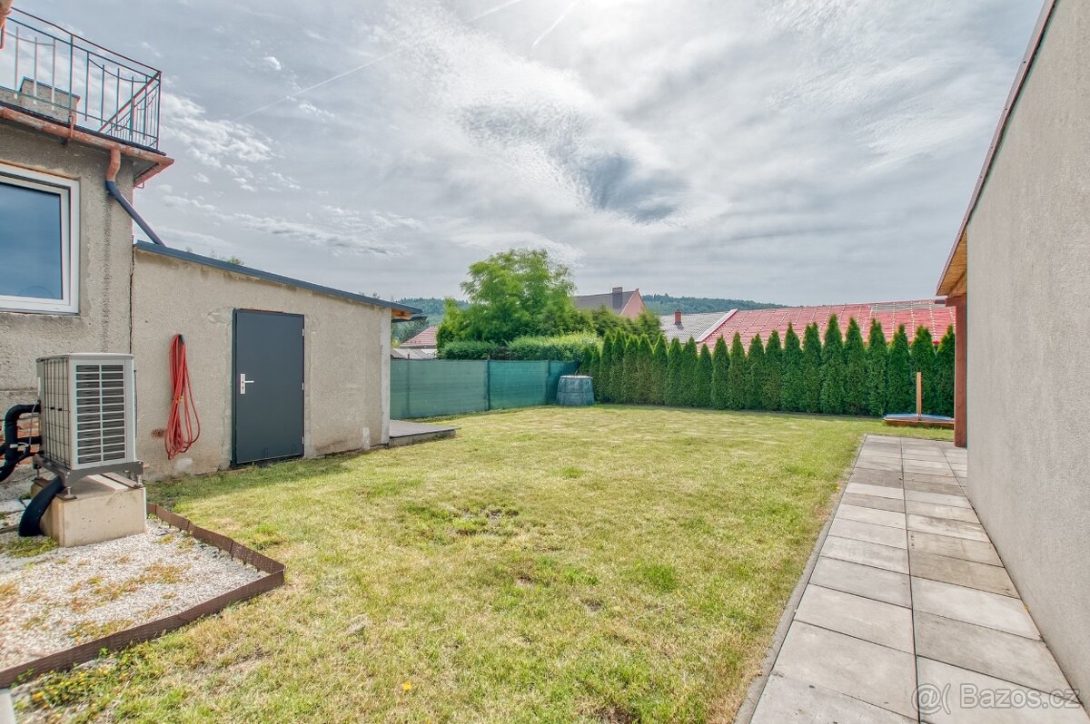 Prodej rodinného domu s potenciálem přes 270 m2 plochy - 5