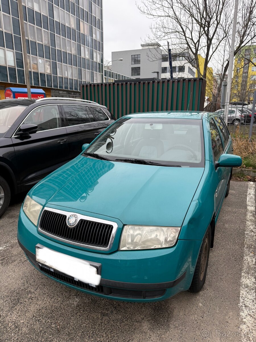 Pronájem vozů na rozvoz jídla - Škoda Fabia - 5