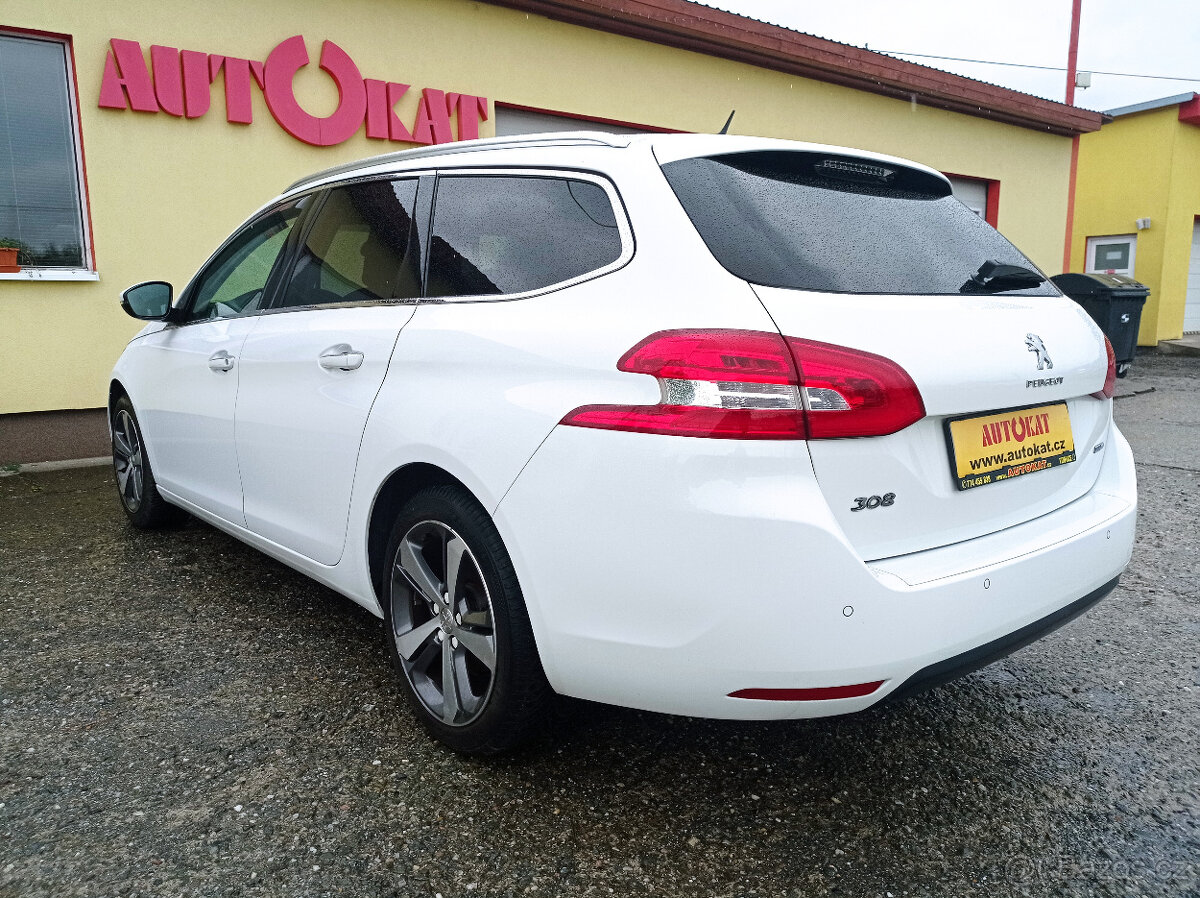 Peugeot 308 1.2i 96kW Navi/Panorama/1Maj - 5
