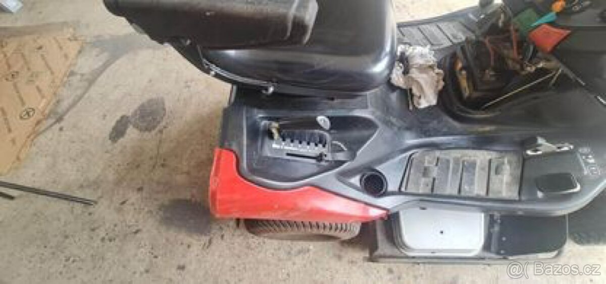 Zahradní traktor mulčovač Starjet - 5