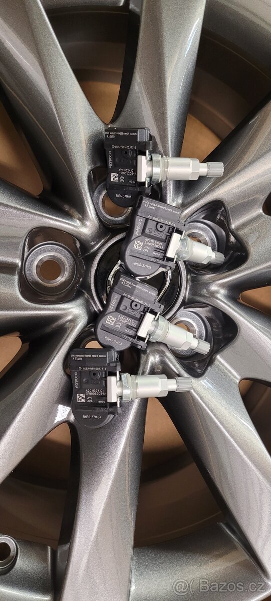 Mazda 6 III (GJ/GL)Facelift,17' alu disky,TPMS nové - 5