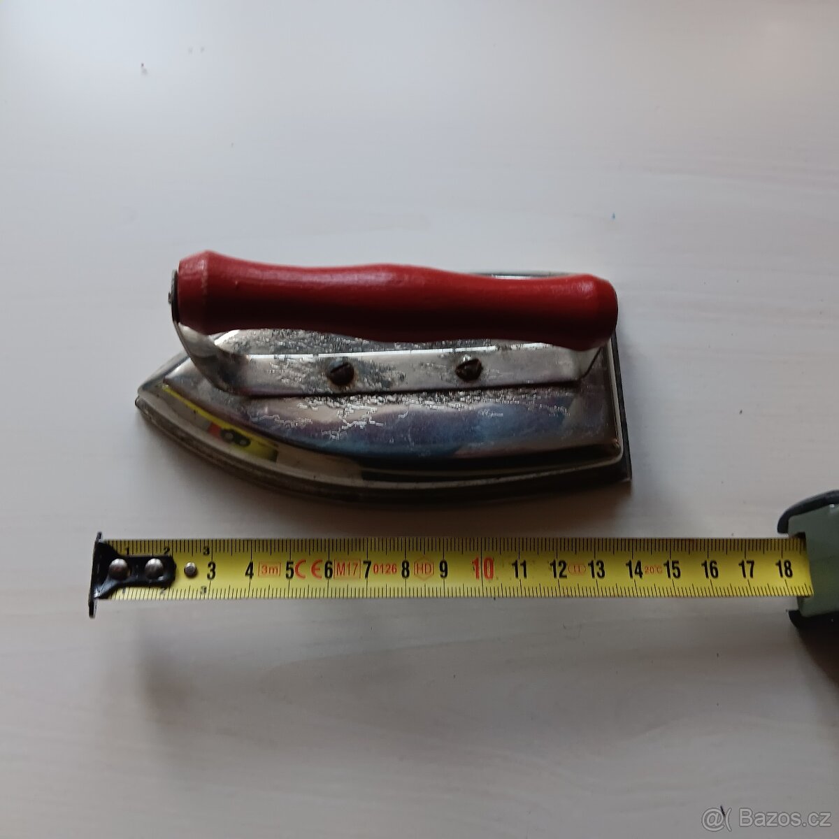 Retro dětská hračka žehlička - 5