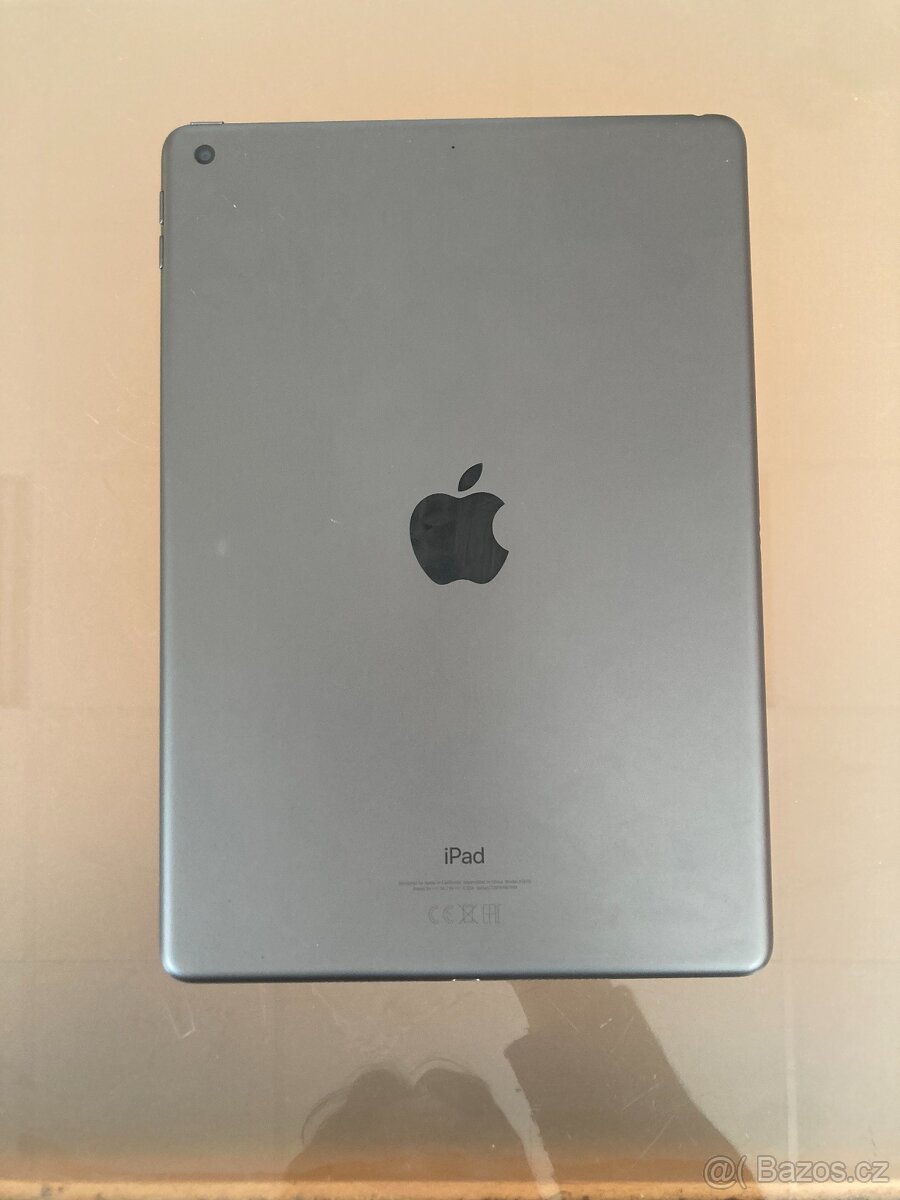 Apple iPad 9. generace 256GB - 5