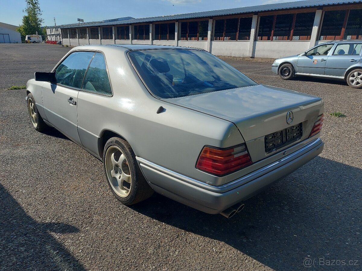 MB 300 CE , model 124, automat, rok 1989. - 5