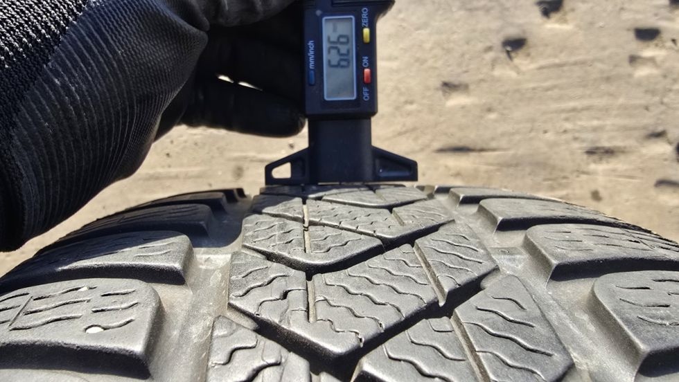 Zimní pneu 215/55/17 Pirelli - 5