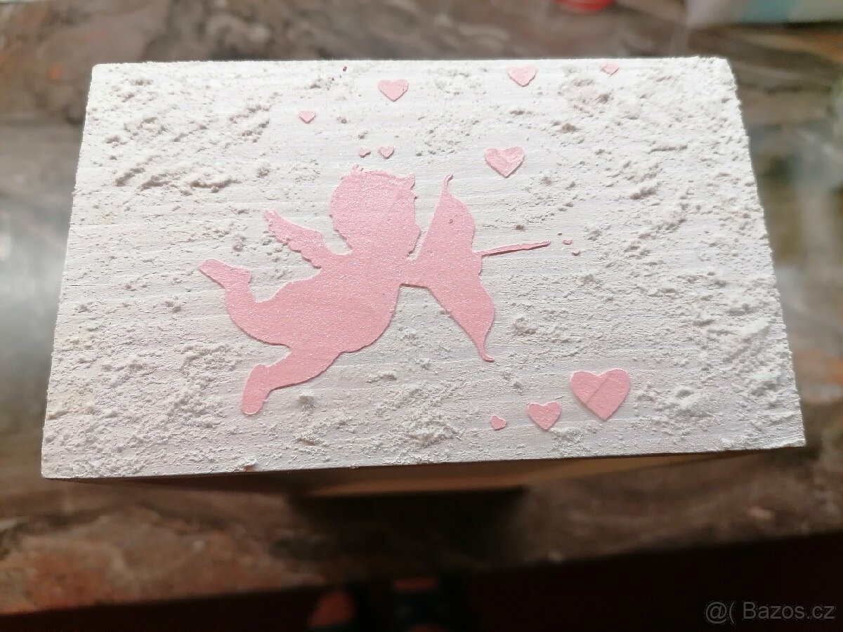 Dřevěná krabička na kapesníky - 5