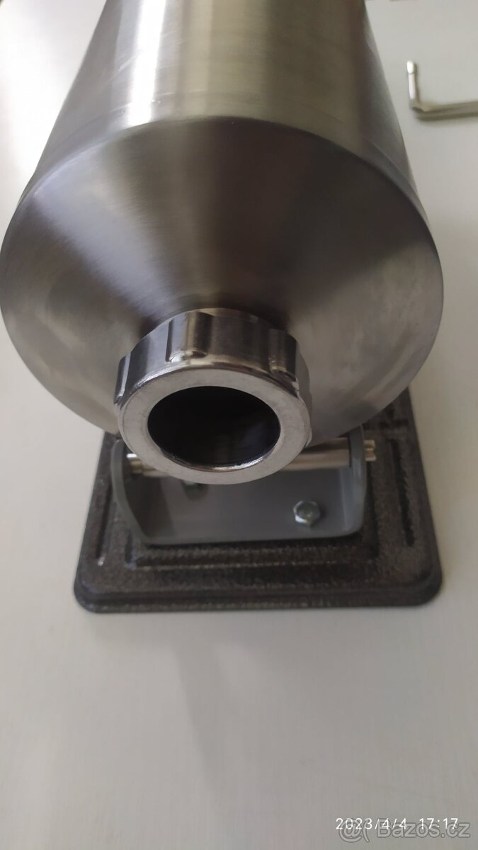 Plnička na klobásy-narážečka - 5