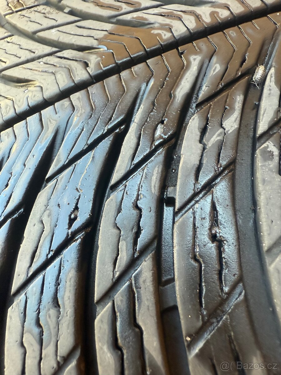 Original kola 5x108 r19 s pneu 235/55 zimní