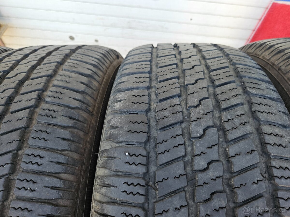 275/60R20 Godyear Wrangler SR-A 8-10mm 4ks