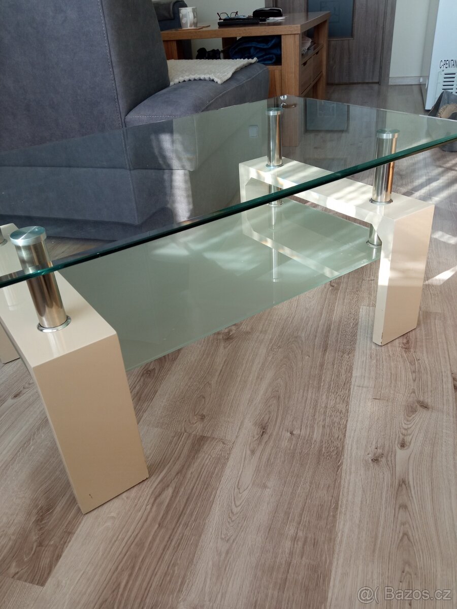 Konferenční stolek - 5