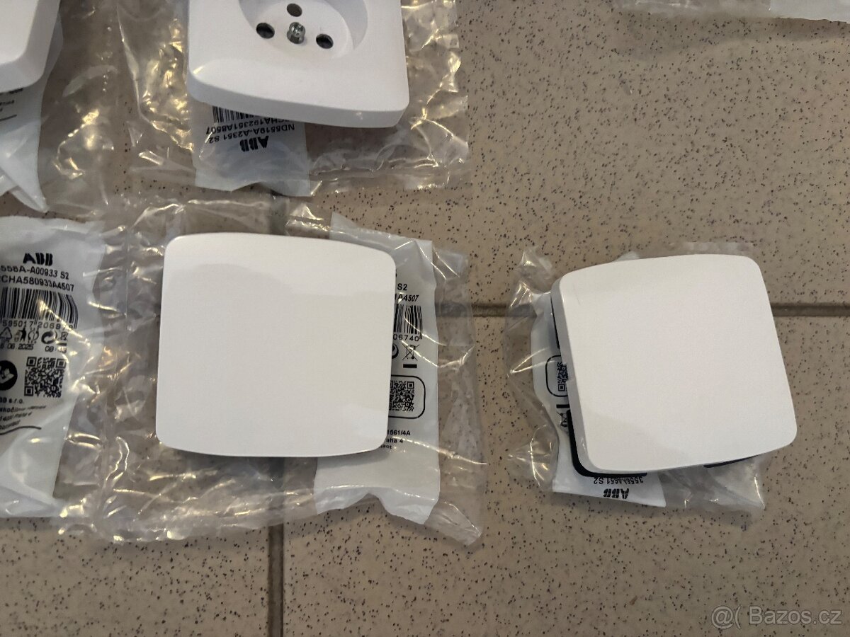 Vypínače a zásuvky ABB Tango - 5