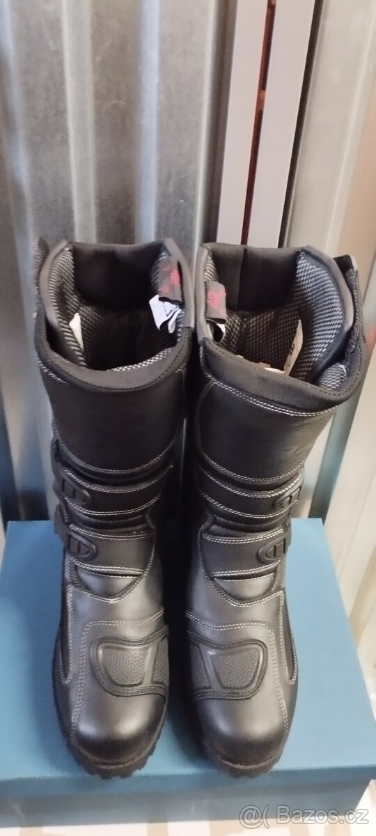 Boty zn Spark vel.42 - 5