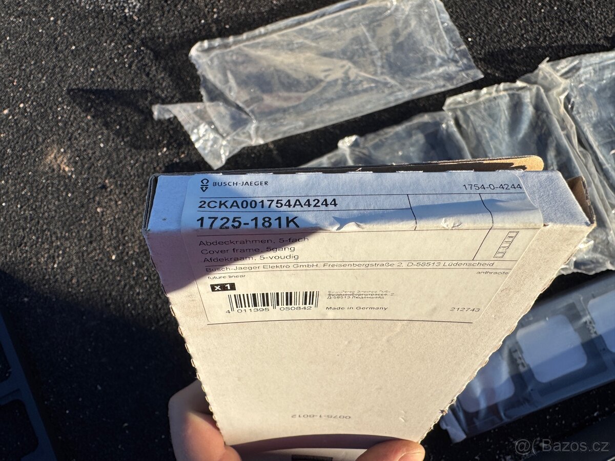 ELE Zásuvky a rámečky - 5