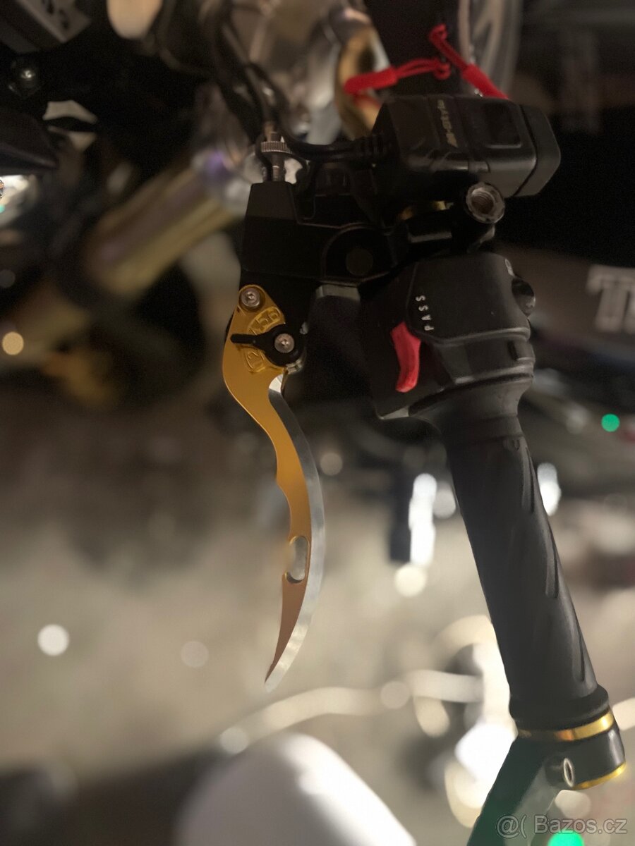 Páčky Triumph Street triple 675 - 5