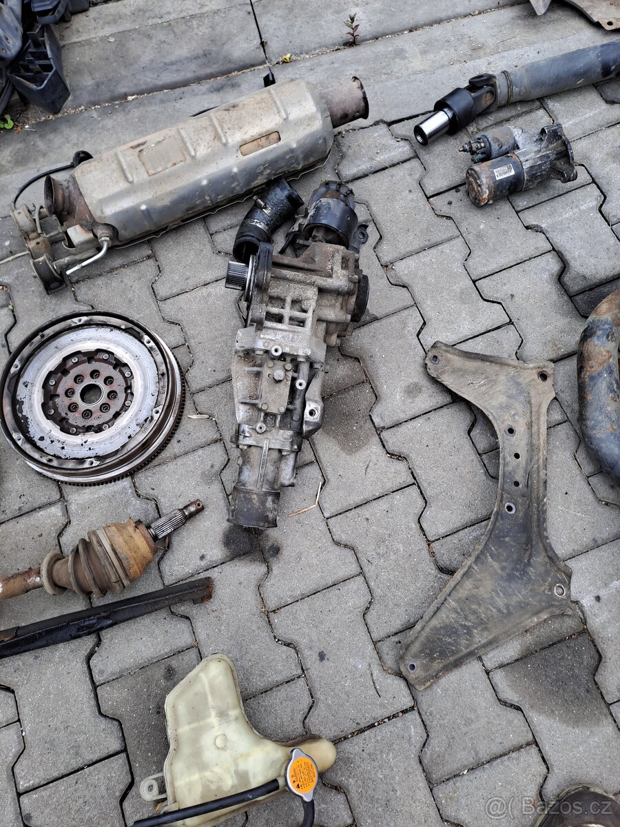 PEUGEOT 4007 CITROEN C CROSS MITSUBISHI OUTLANDER - 5