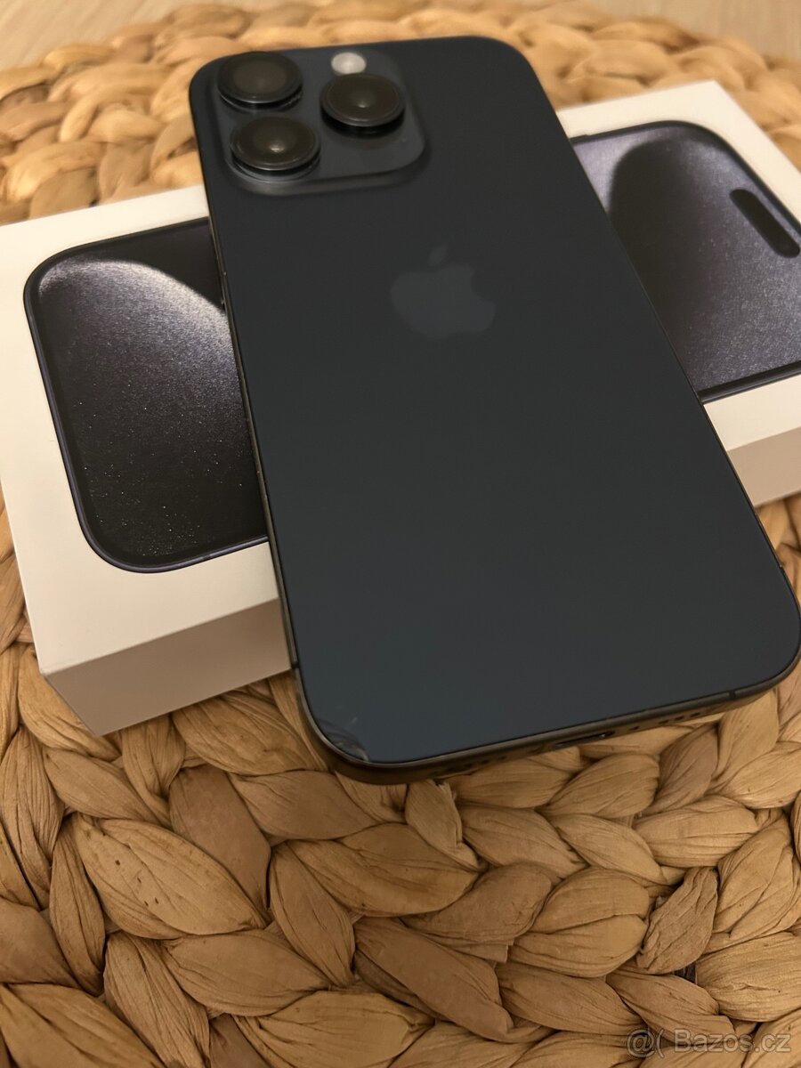 iPhone 15pro 256GB blue titanium - 5
