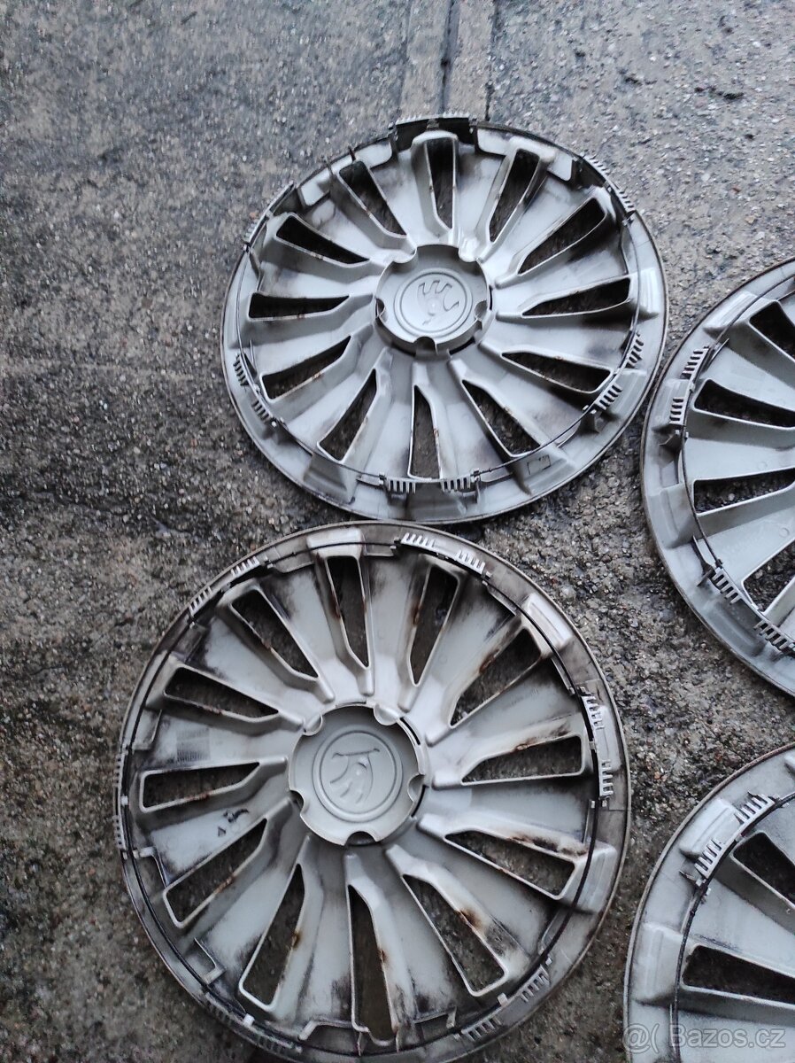 Sada 4 kusů poklic Škoda (16") - 5