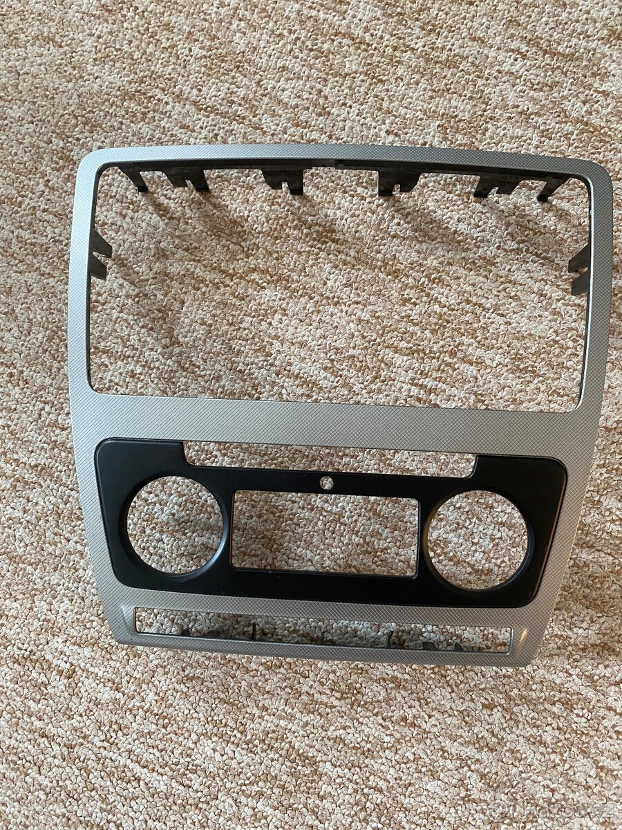 Autoradio Swing Octavia 2 +rámeček - 5