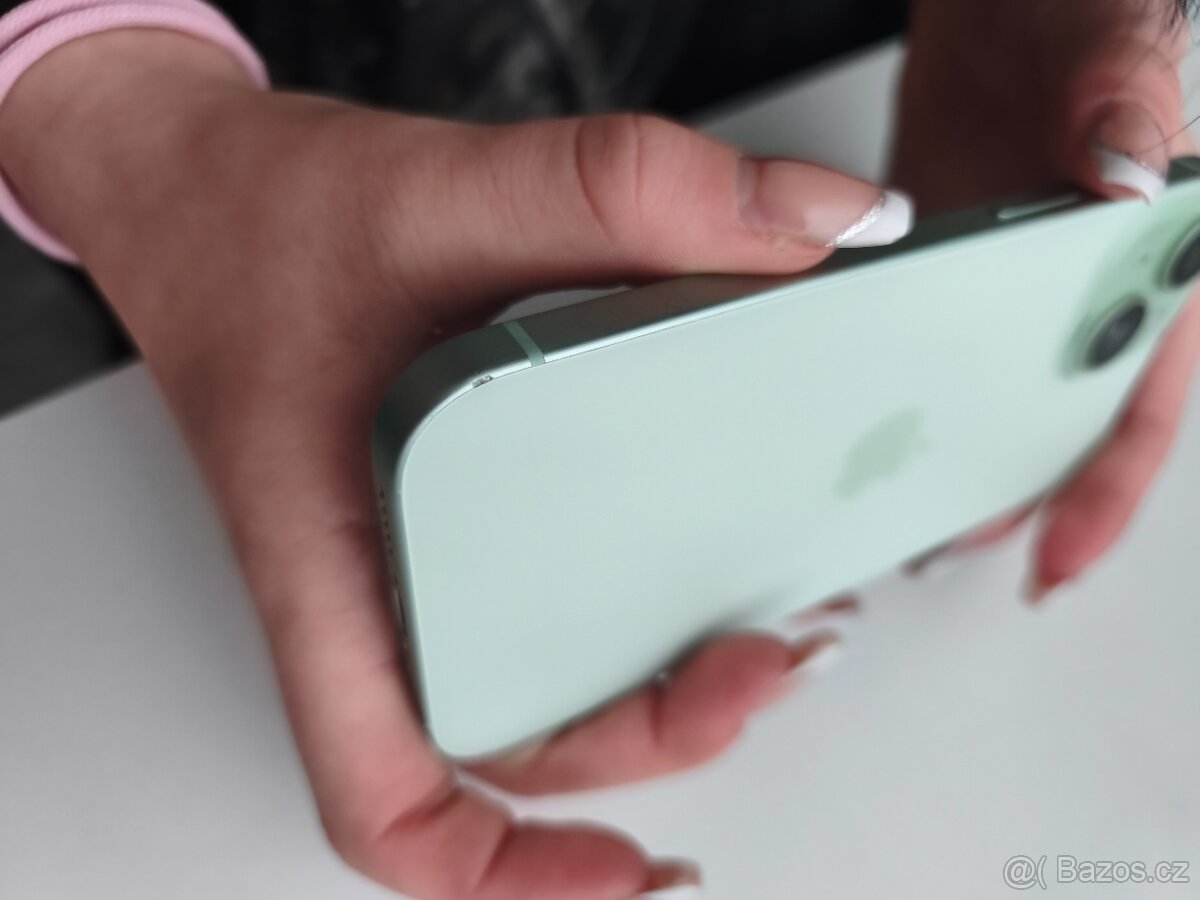 iPhone 15 256 GB - 5