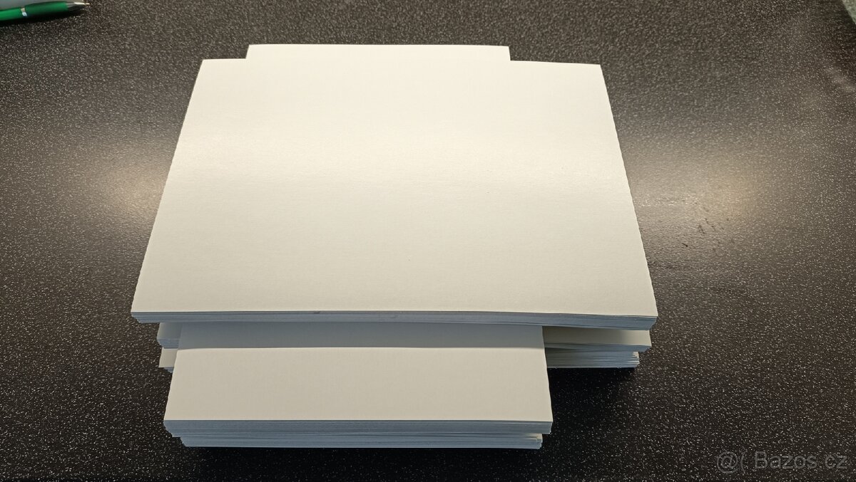 Papír tvrdý A4 - 5