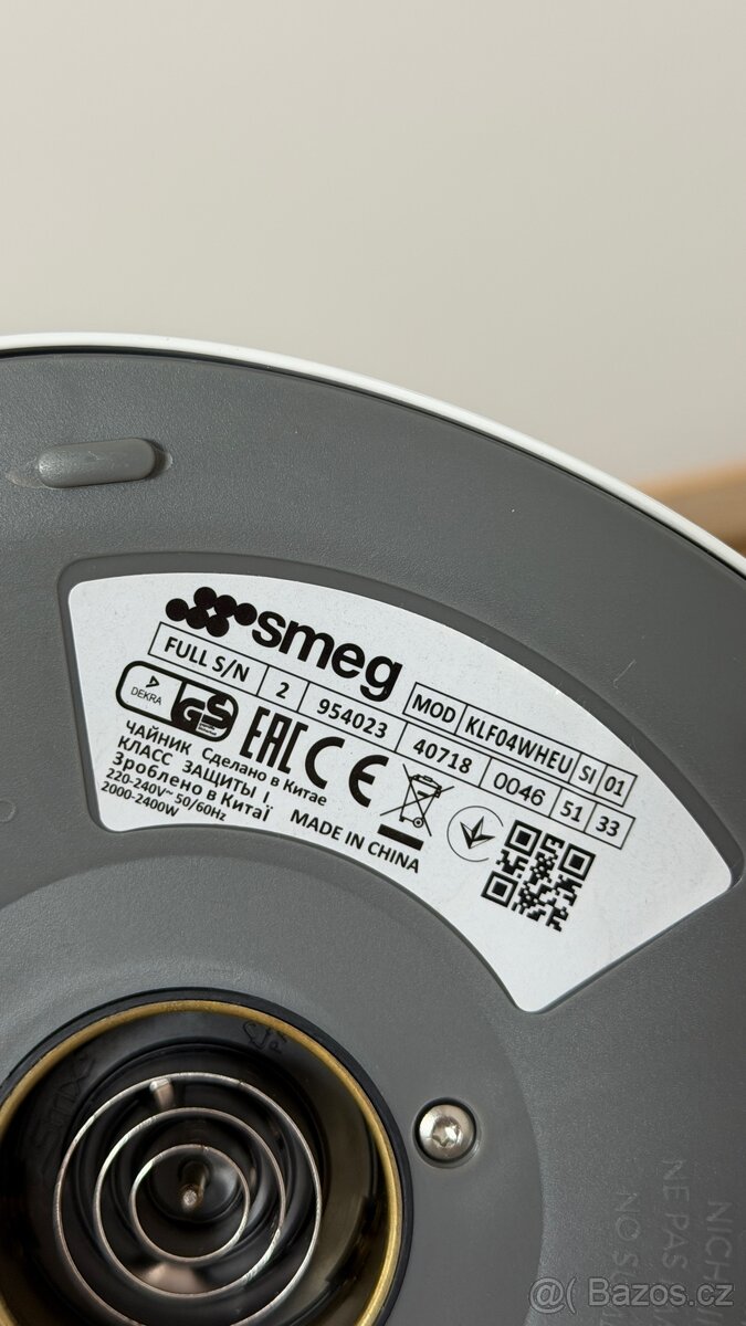Rychlovarná konvice s regulací teploty Smeg 50's Style - 5