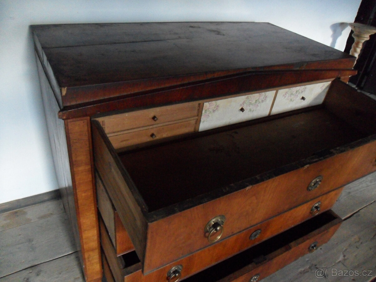 Starožitná komoda, biedermeier. - 5