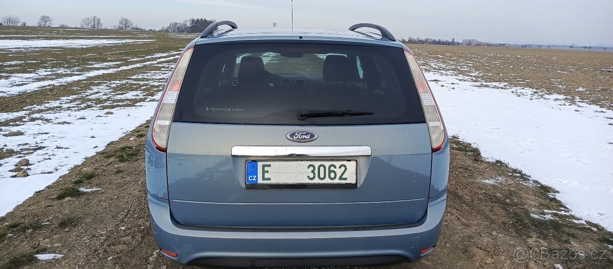 Ford Focus 1.6 16V Kombi GHIA - 5
