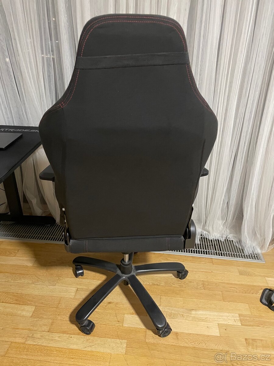 Herní / pracovní stůl + herní židle - 5