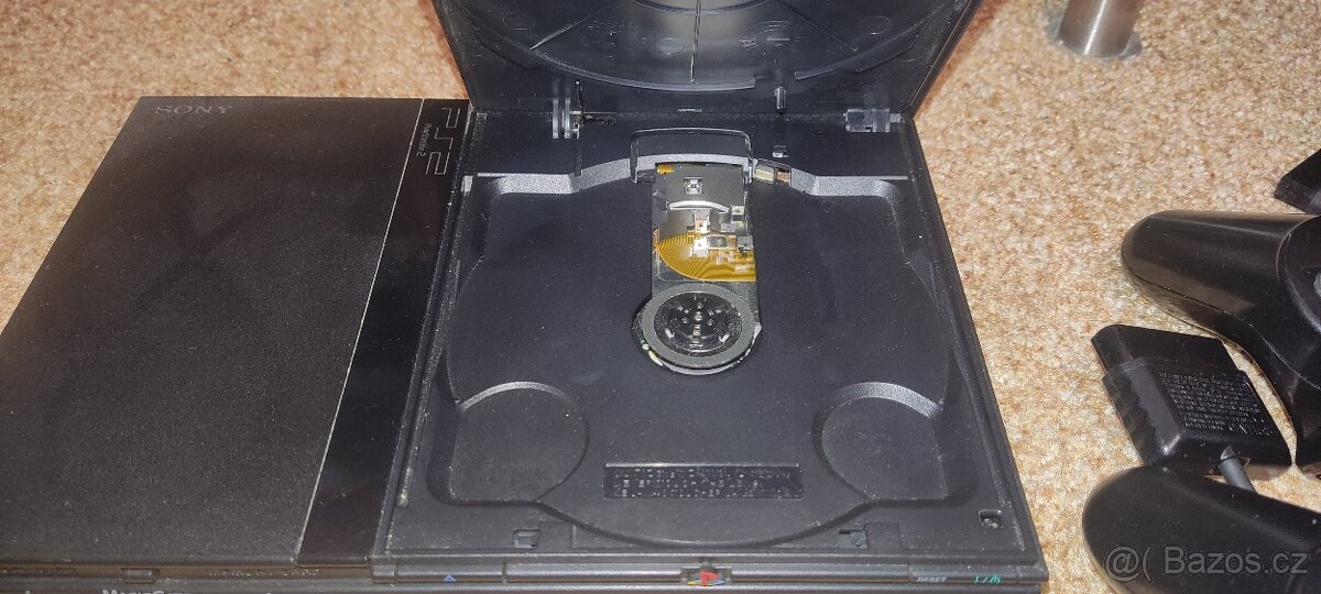 Playstation 2 slim, PAL verze, perfektní stav - 5