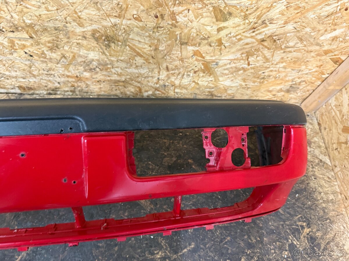 PŘEDNÍ NÁRAZNÍK VW PASSAT B4 - 5