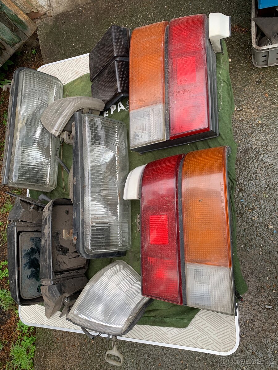 Náhradní díly - světla na MAZDA 626 - 5