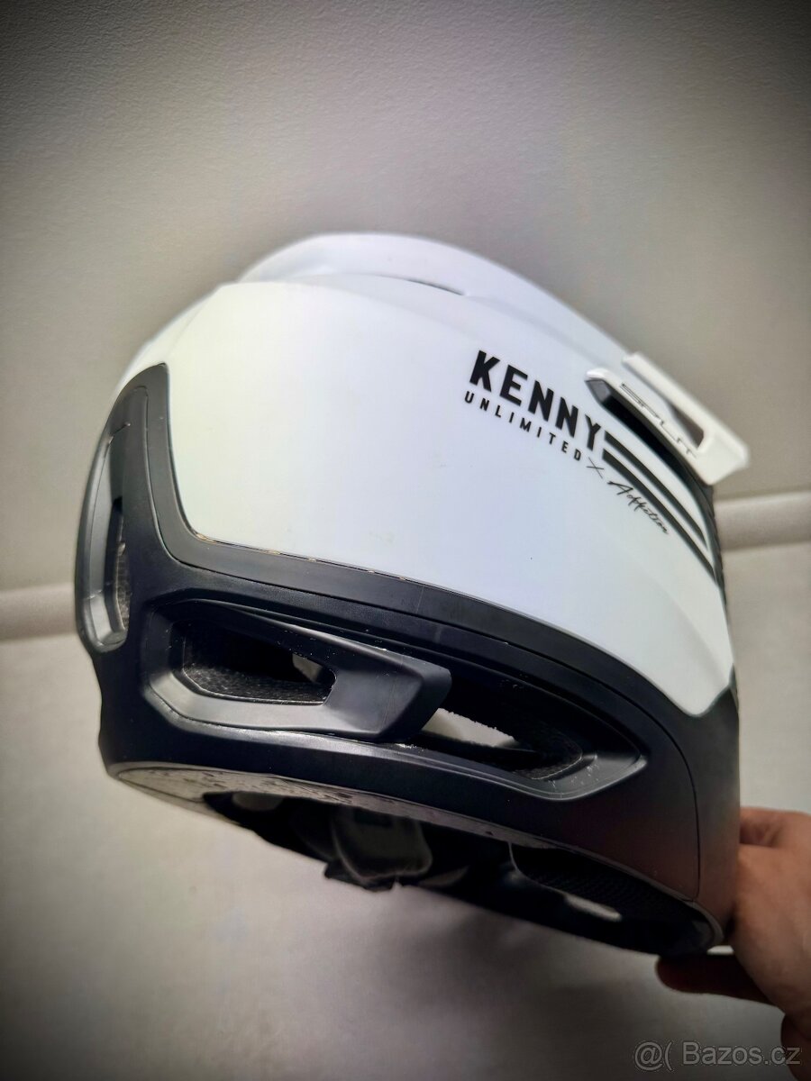 Cyklo přilba Kenny - integrální - 5