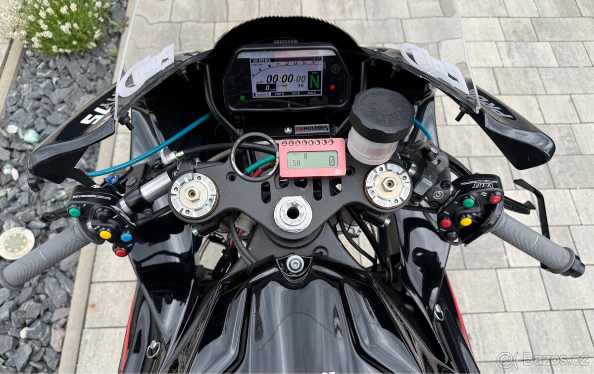 Yamaha r1 - 5