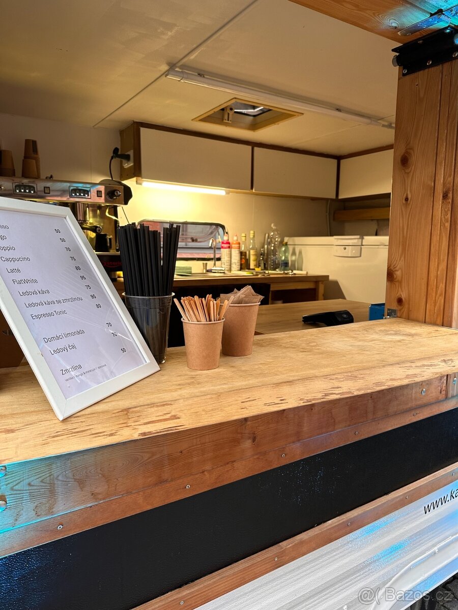 PRODEJNÍ STÁNEK - 5