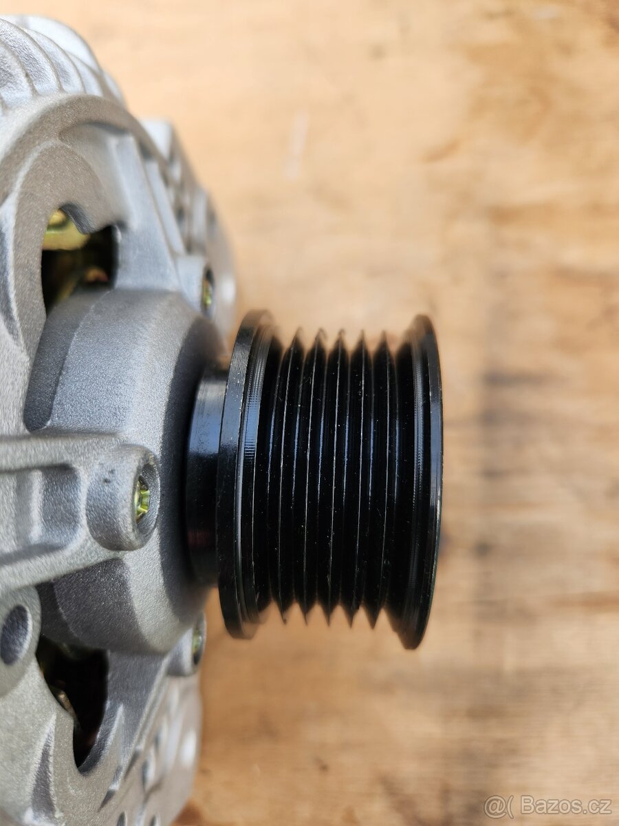 Novy alternátor felicie 1.6. 90 ah - 5