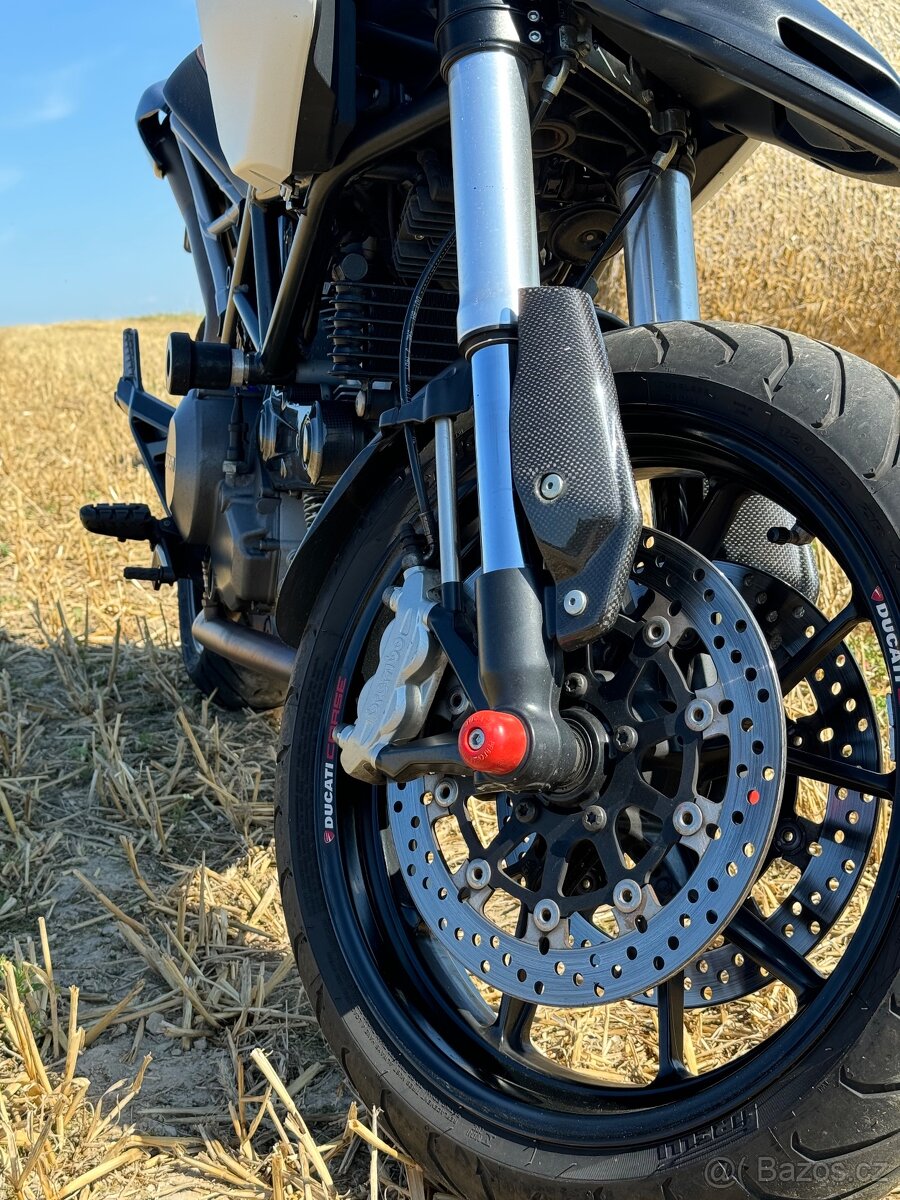 Ducati 796 Hypermotard - 5