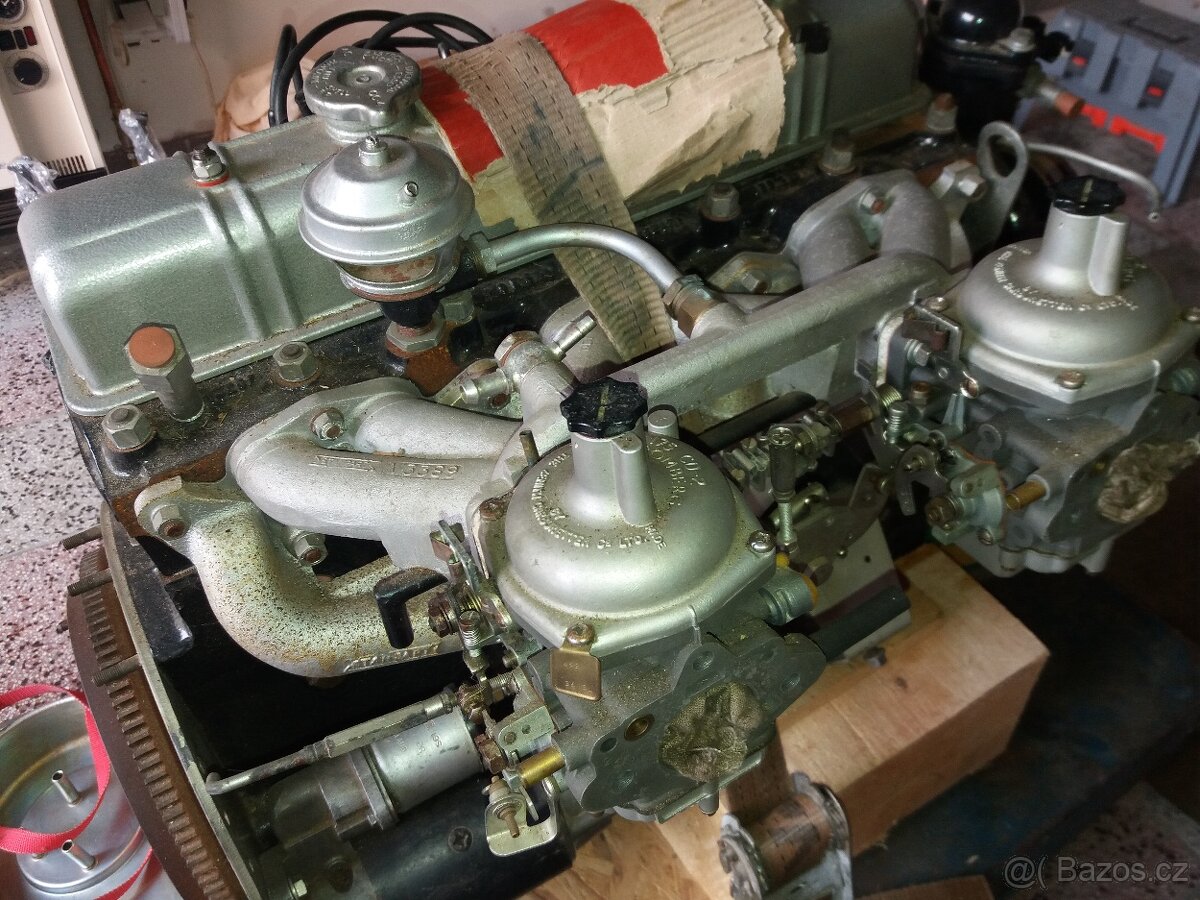 Triumph TR6 - motor po GO - 5