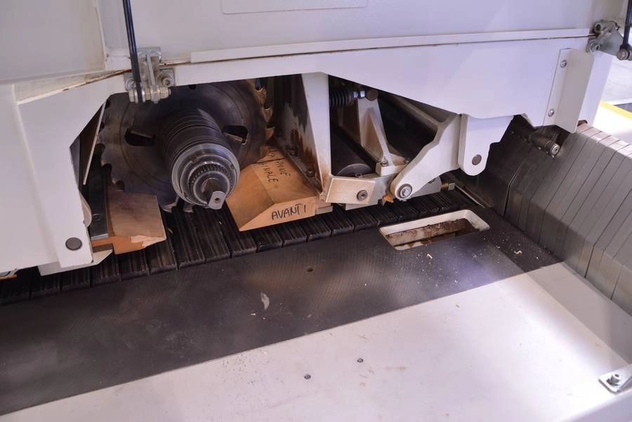 6290 – VÍCELISTÁ PILA SCM M3 - 5