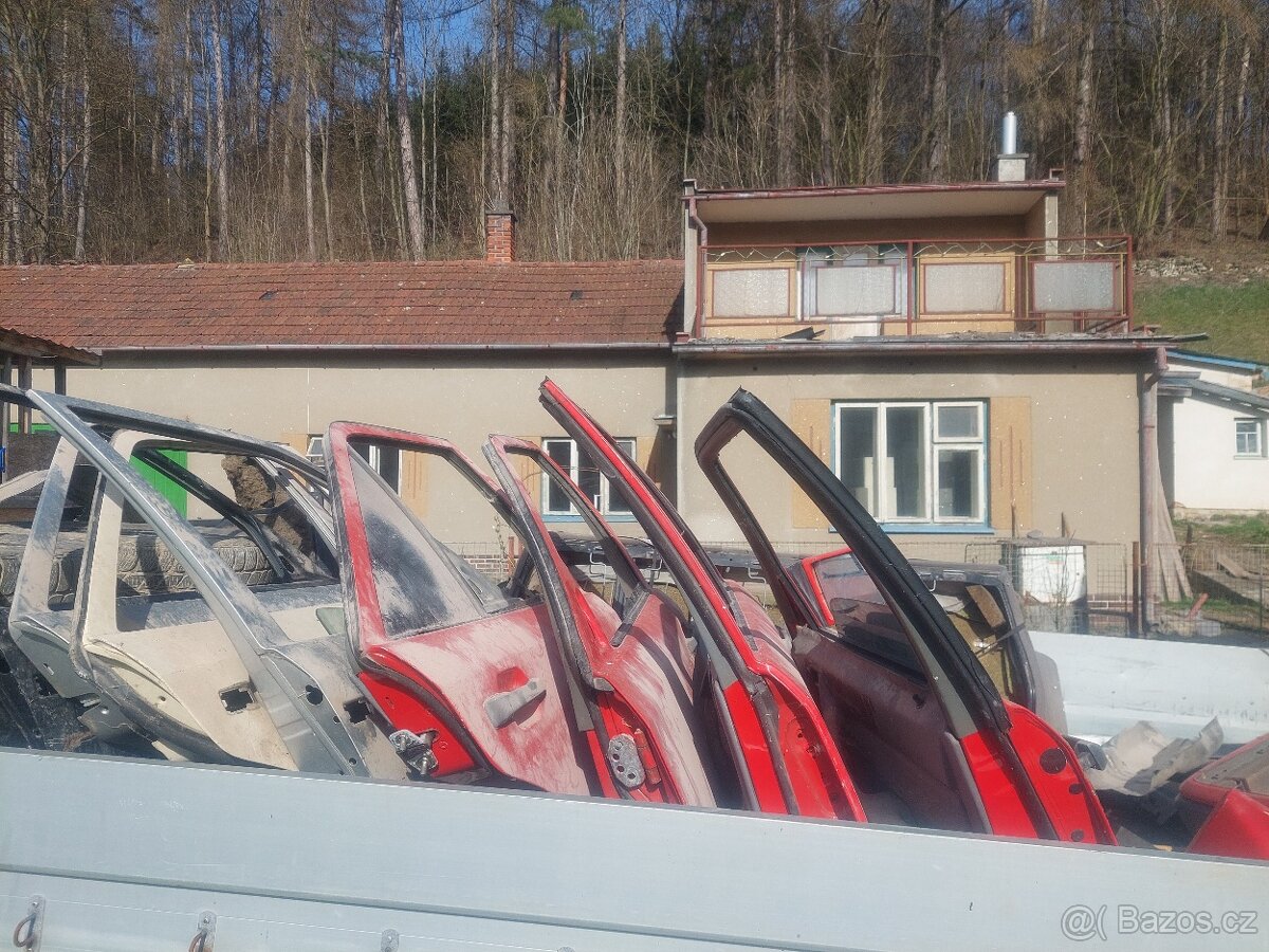 Mercedes W124 díly - 5