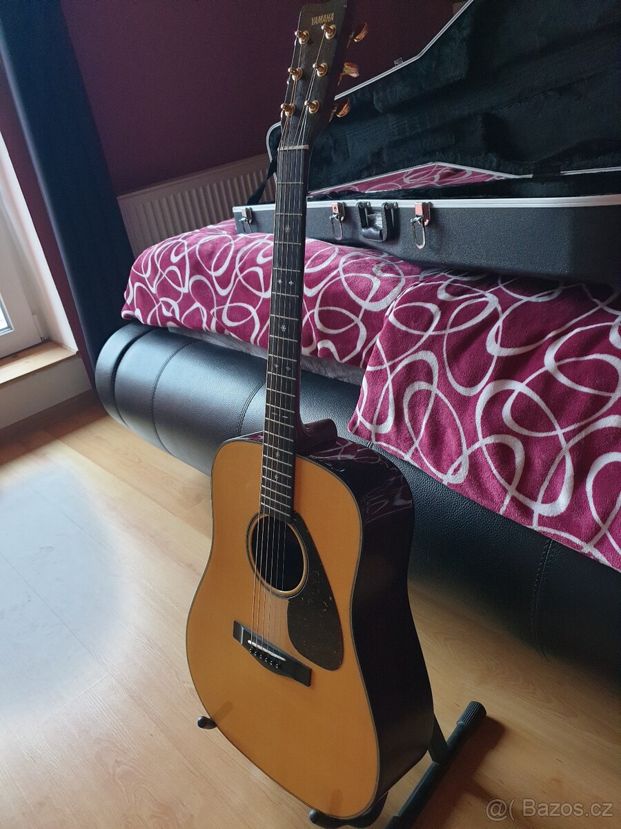 AKUSTICKÁ KYTARA YAMAHA DW-15 CELOMASIVNÍ - 5