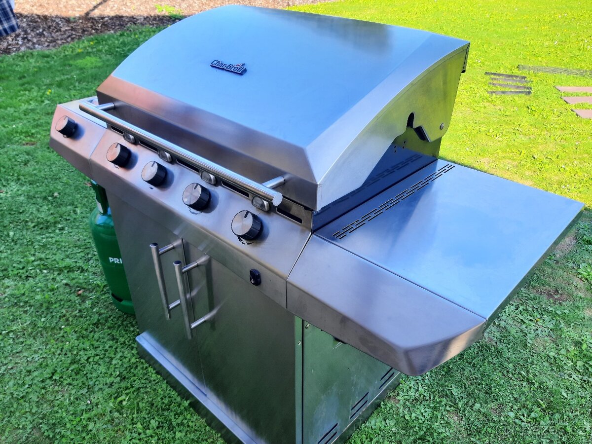 Zahradní gril CharBroil - 5