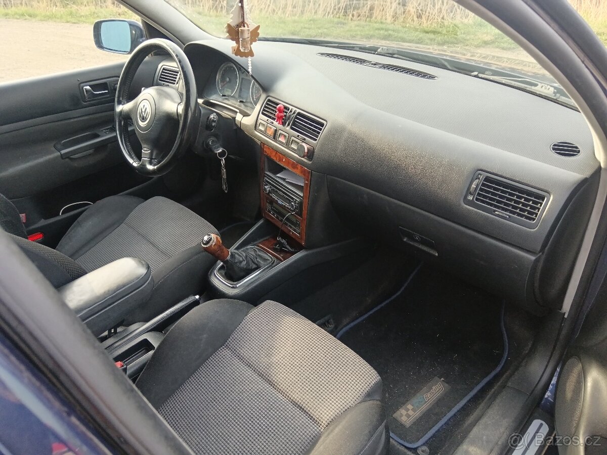 VW Bora 1.6 kombi - 5