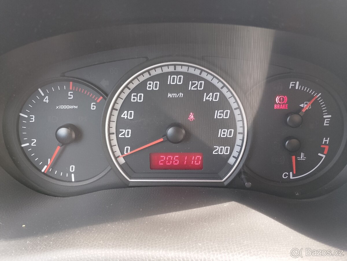 Suzuki Swift 1.3 DDiS - 5