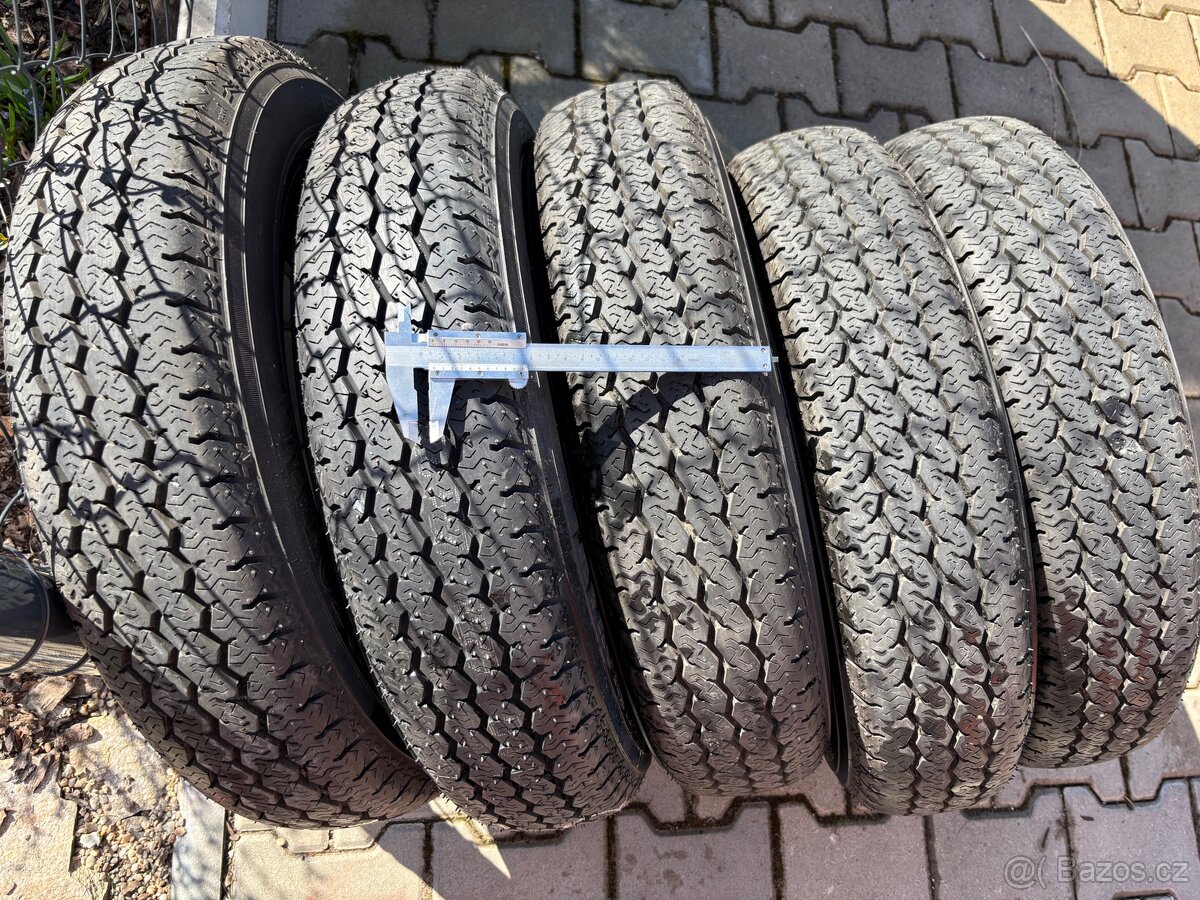 Prodám sadu pneu 155/80 R15 - 5
