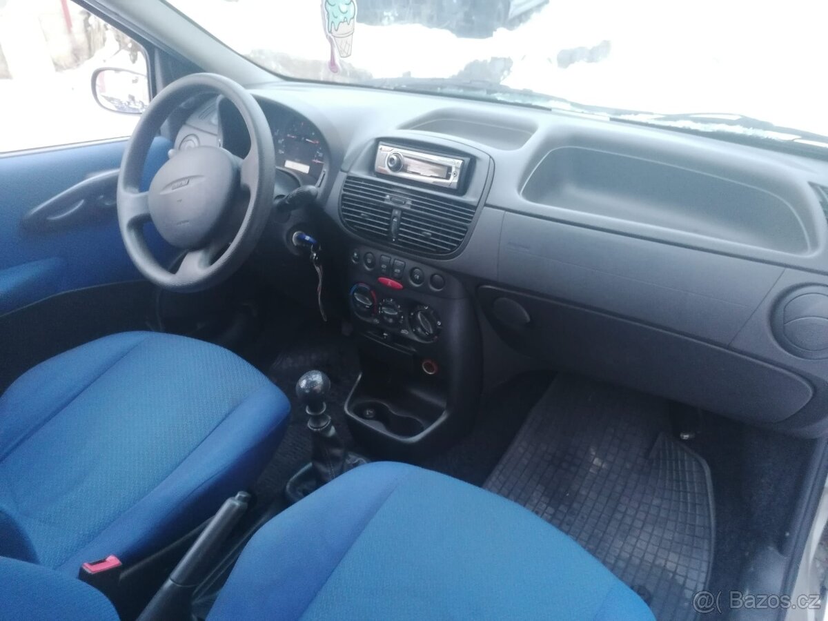 Fiat Punto - 5