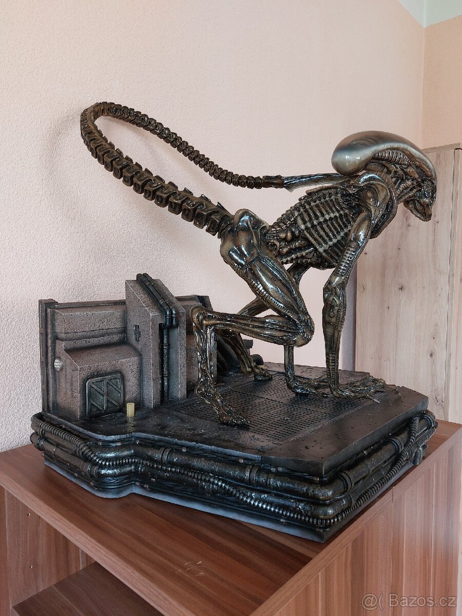 Dog Alien Prime 1 / Coolprops - 5