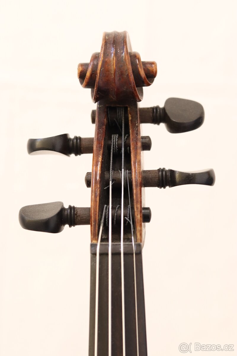 Housle - 5