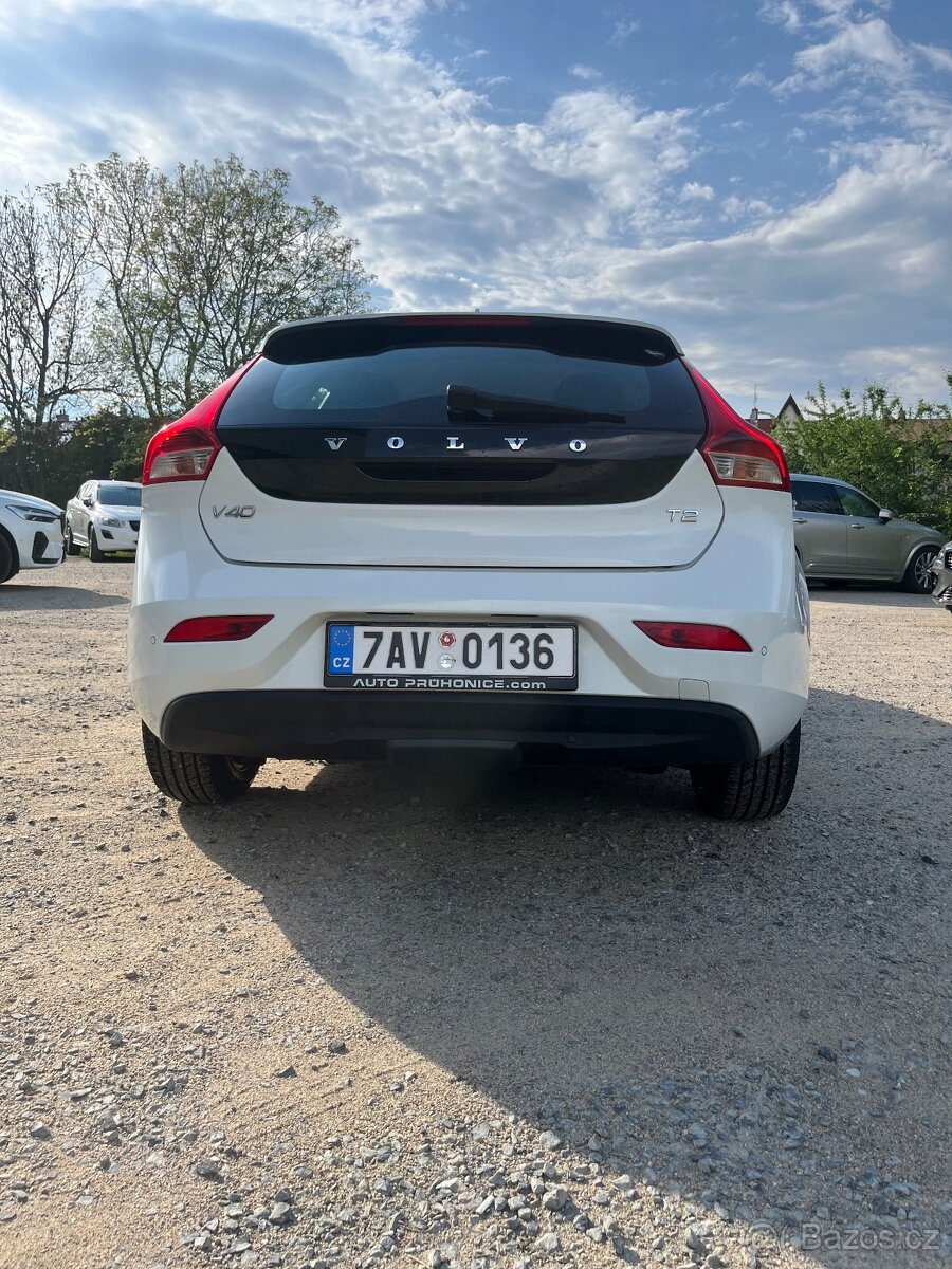 Volvo V40 T2 - 5