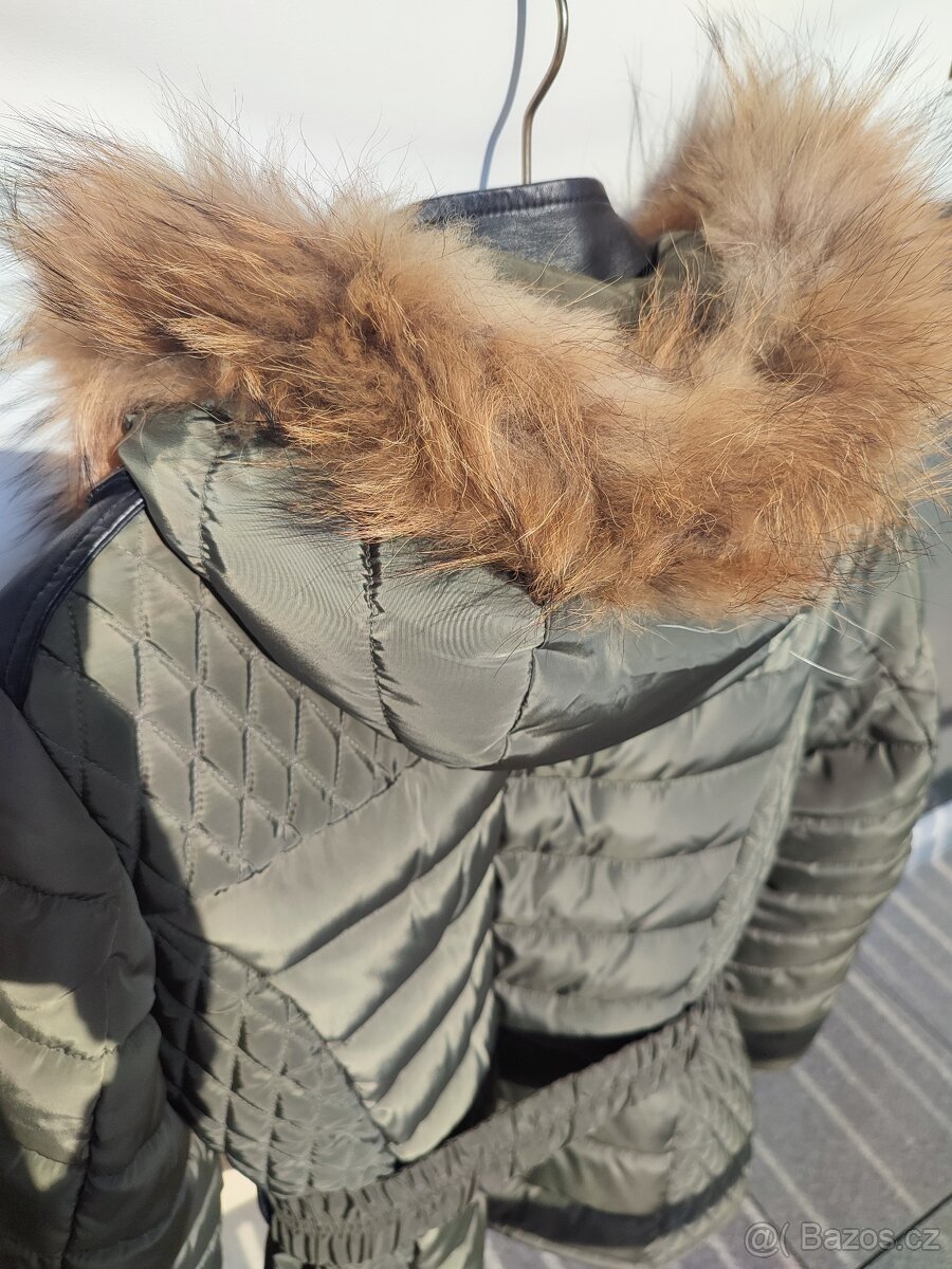 Khaki prošívaná bunda s kožešinou - 5
